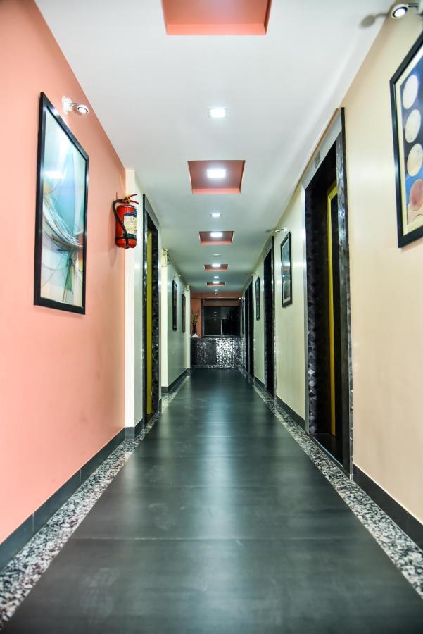 Hotel Tulsi Residency Bhuj Exterior photo